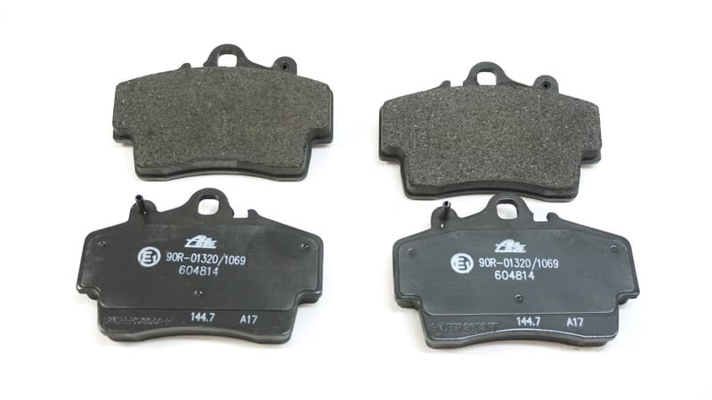 DT-D-986-1.jpg METALLICBRAKE PAD REAR/ D-986